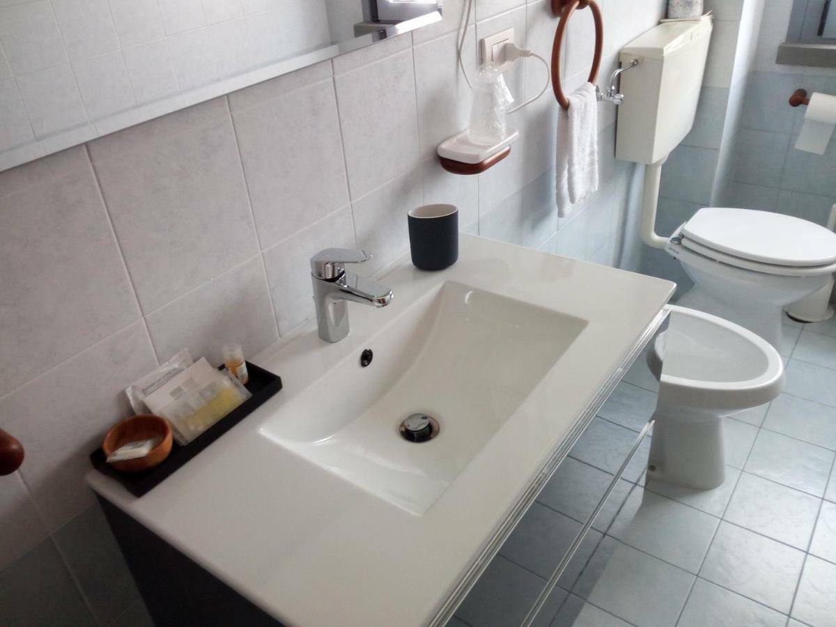 Hotel San Lorenzo Pegognaga Room photo